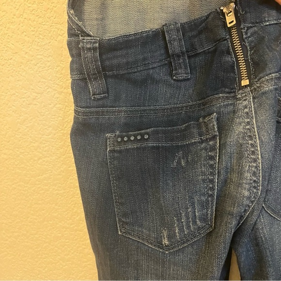 Blank NYC Size 25 Skinny Leg Overalls Whiskered Fading Ankle Zipper - Picture 9 of 13